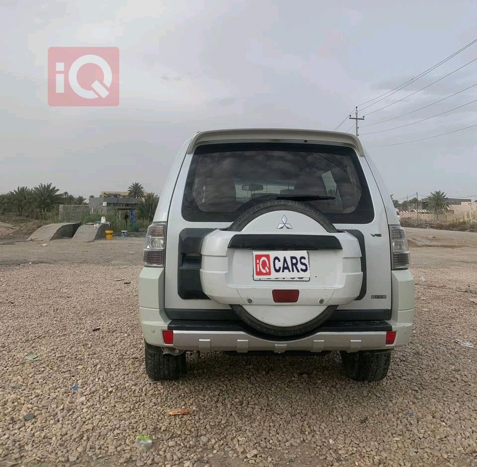 ميتسوبيشي باجيرو